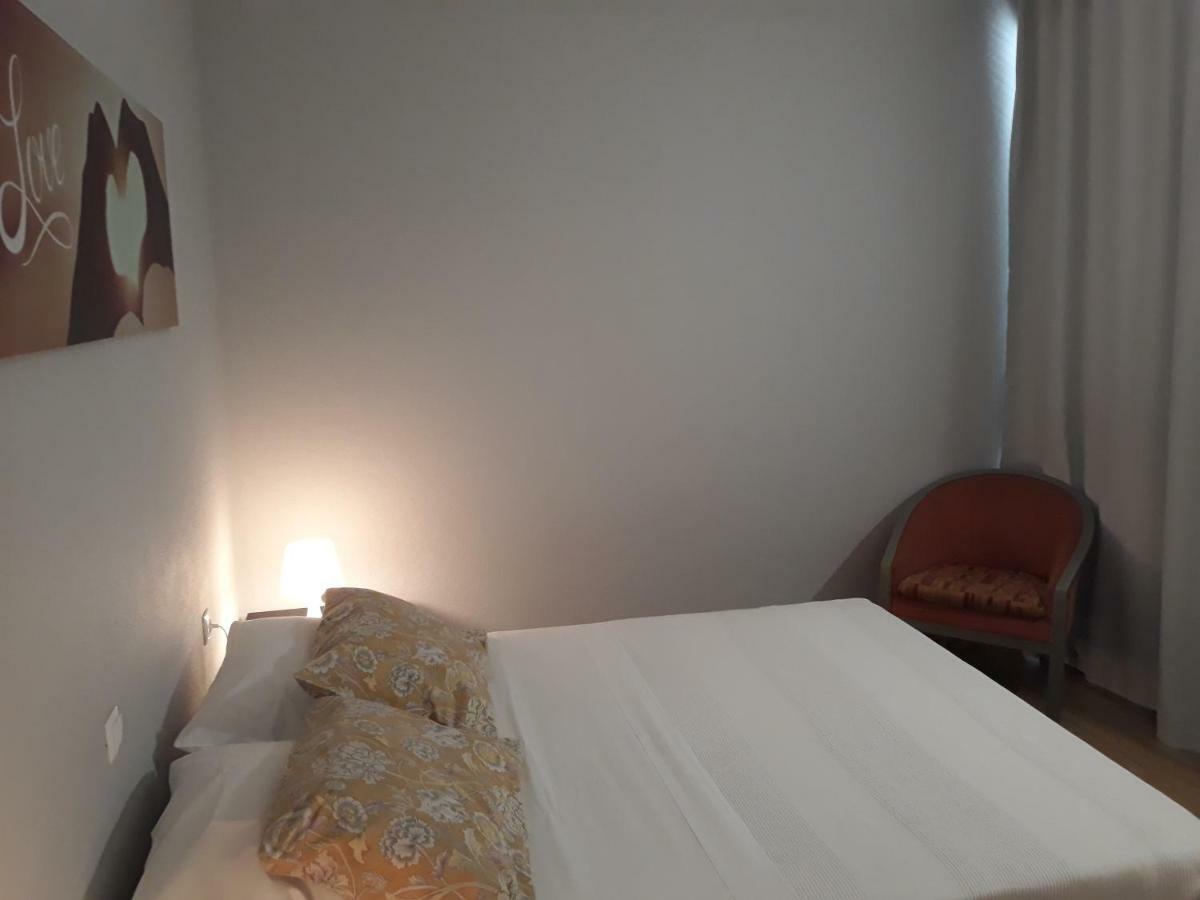 Apartamentos America - Blue Sea II フンシャル エクステリア 写真